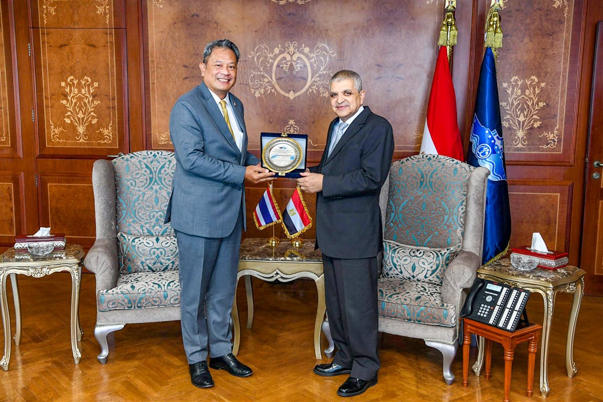 جانب من اللقاء، فيتو