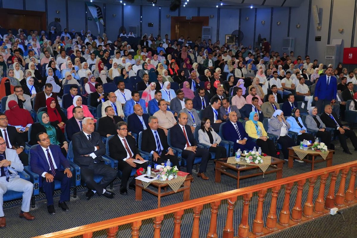 افتتاح الملتقي التوظيفي لكلية الطب البيطري بجامعة دمنهور، فيتو