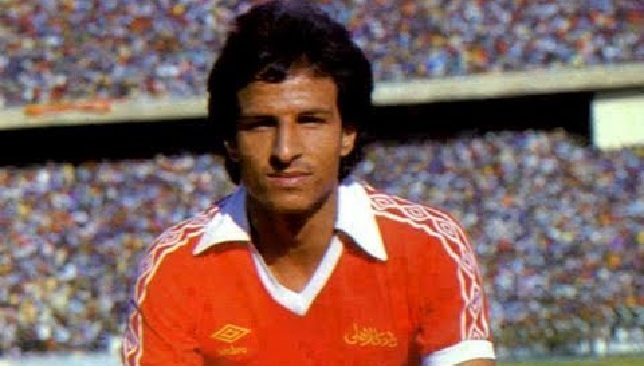 مصطفي يونس، فيتو