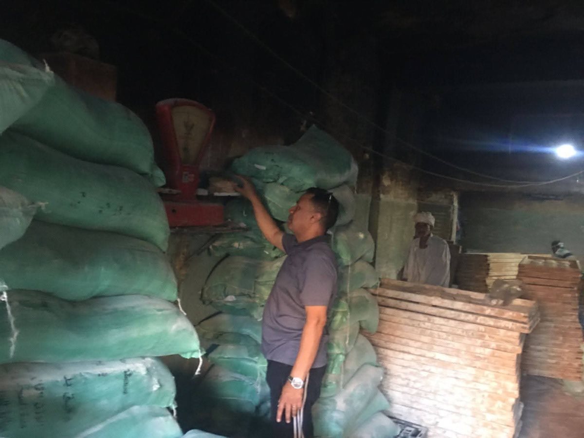 جانب من صرف الخبز اليوم، فيتو