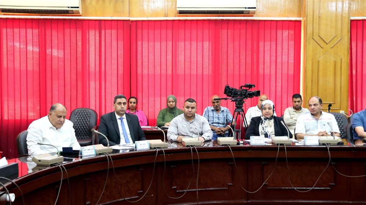 جانب من الاجتماع، فيتو