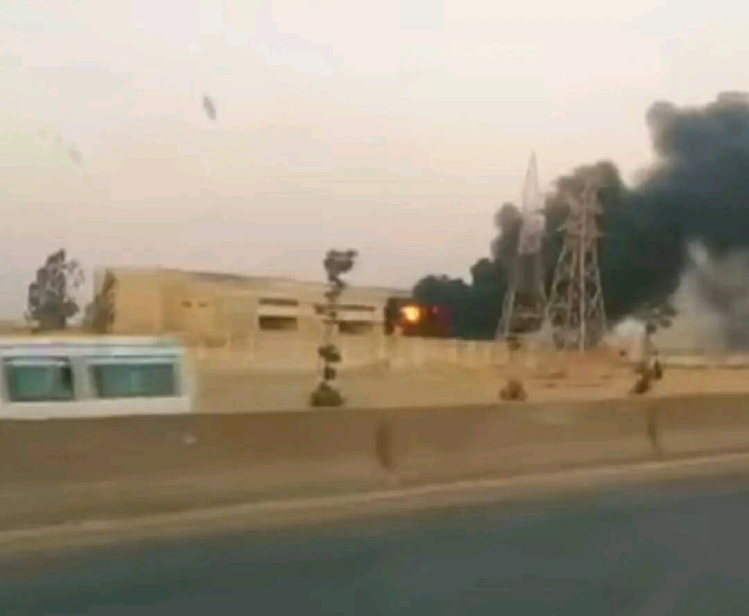 السيطرة على حريق محدود بمحطة محولات غرب الحي العاشروعودة التيار تدريجيًا،فيتو