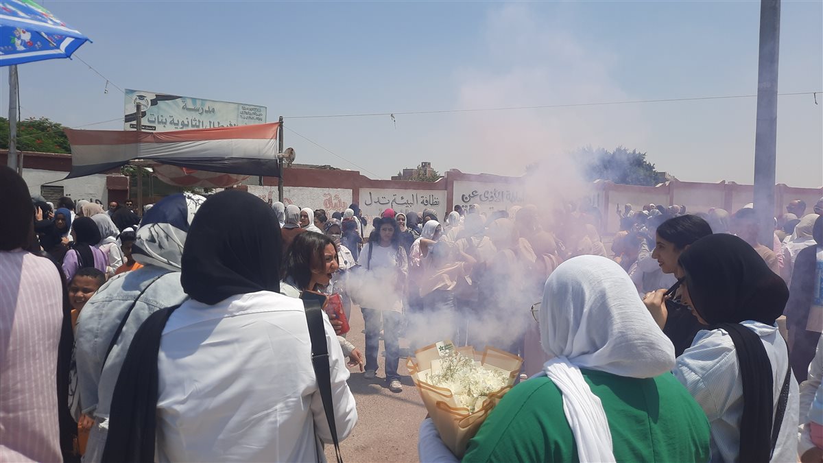 فرحة طلاب الثانوية العامة في الإسماعيلية، فيتو