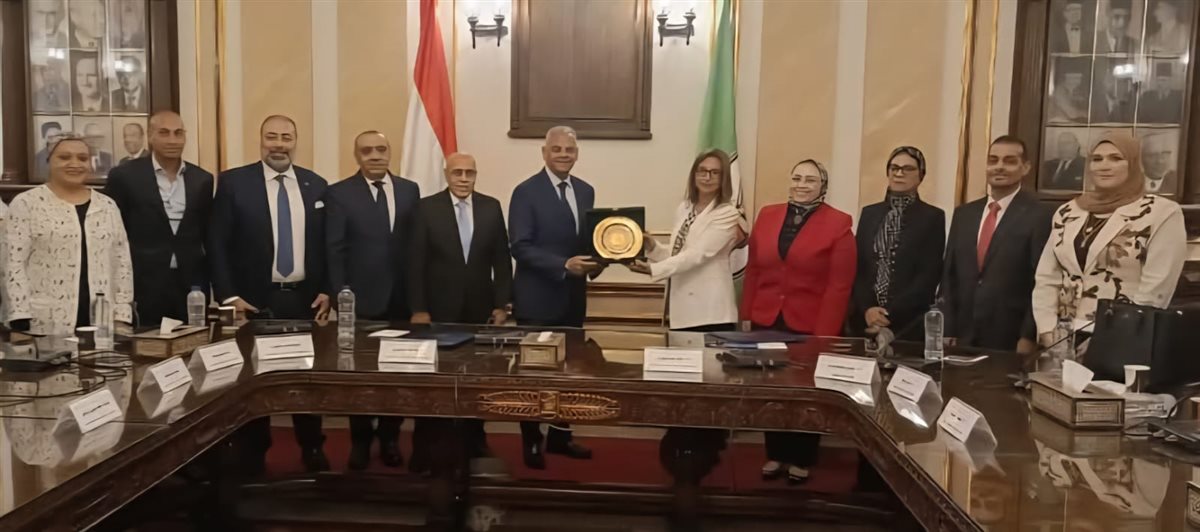بروتوكول تعاون بين جامعة القاهرة واتحاد شركات التأمين