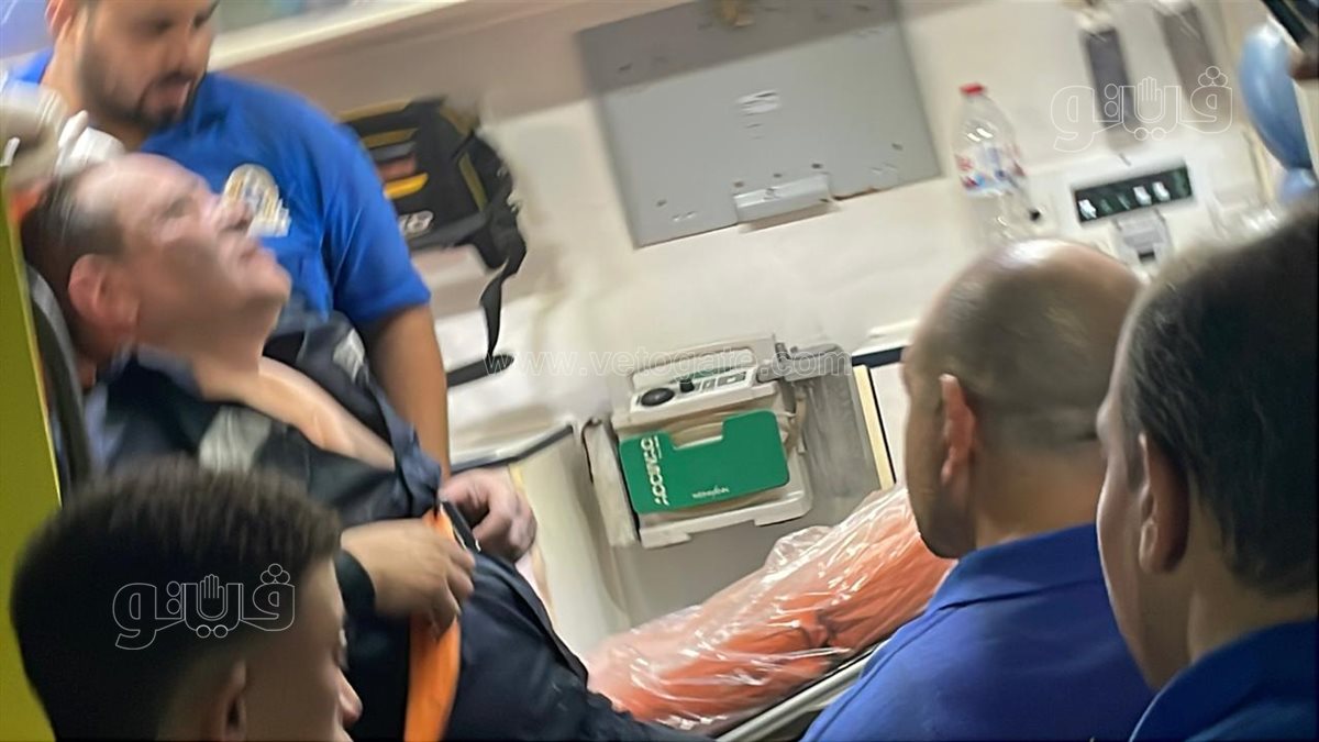 إصابة رجل مطافي ثان بحالة إغماء أثناء السيطرة على حريق سنترال رمسيس (3)