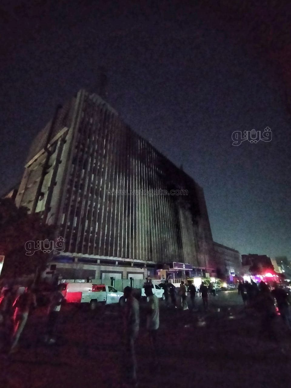 حريق محدود نشب أعلى سنترال رمسيس (3)