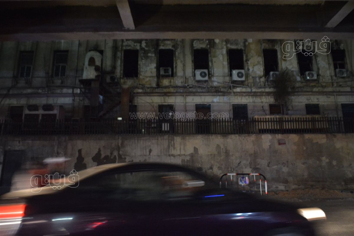 السيطرة على حريق محدود نشب أعلى سنترال رمسيس (4)