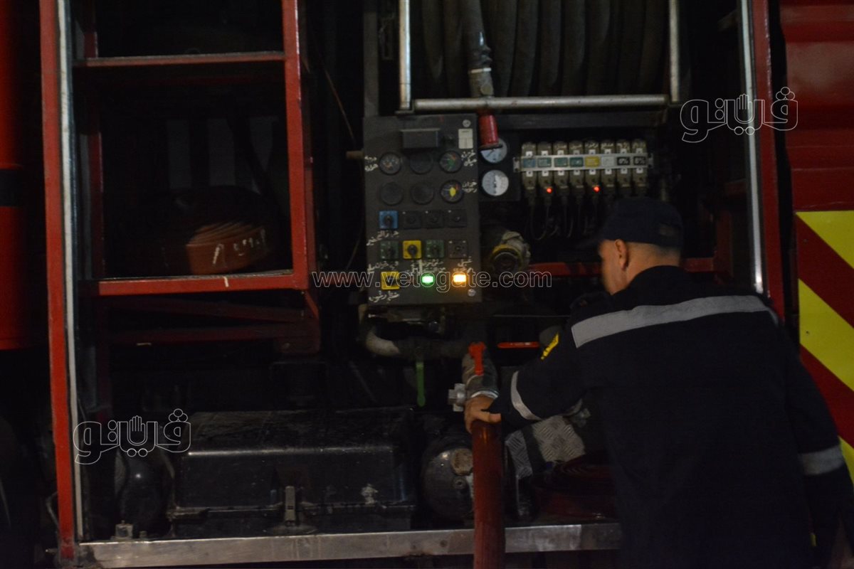 السيطرة على حريق محدود نشب أعلى سنترال رمسيس (10)