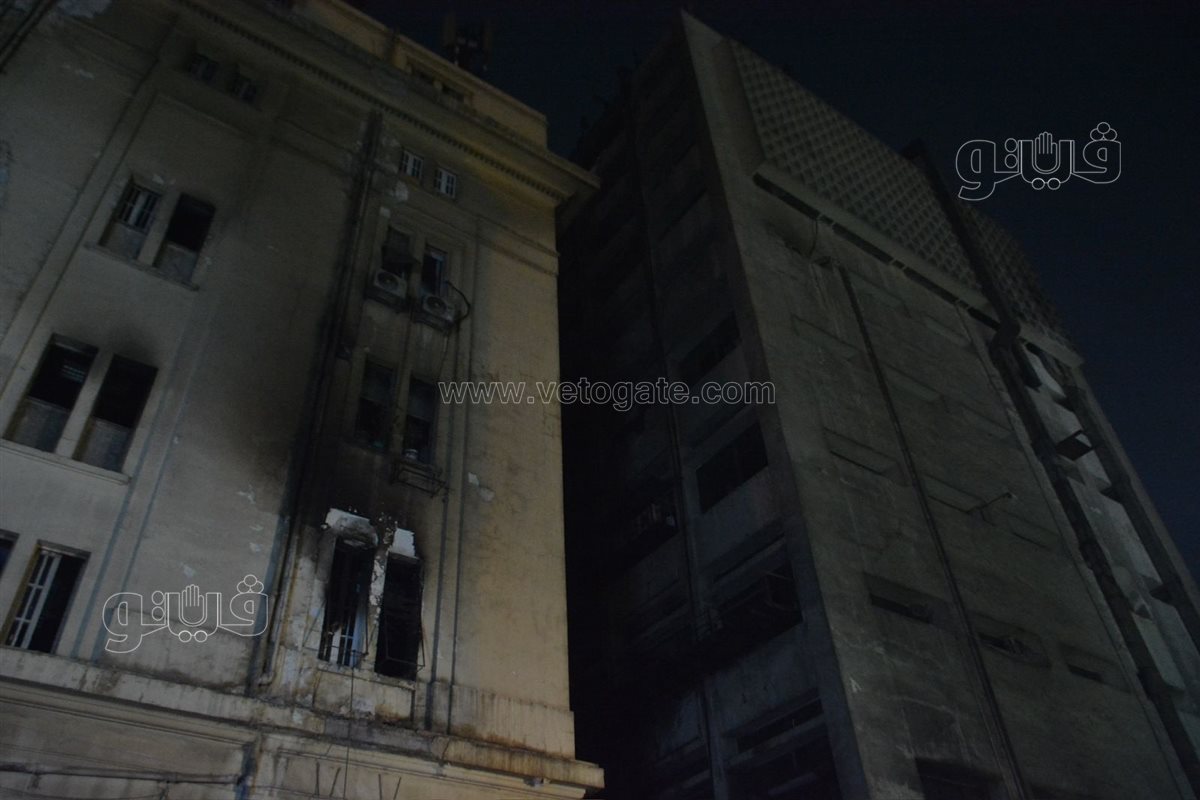 السيطرة على حريق محدود نشب أعلى سنترال رمسيس (1)