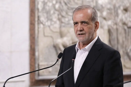 الرئيس الإيراني مسعود بزشيكيان، فيتو