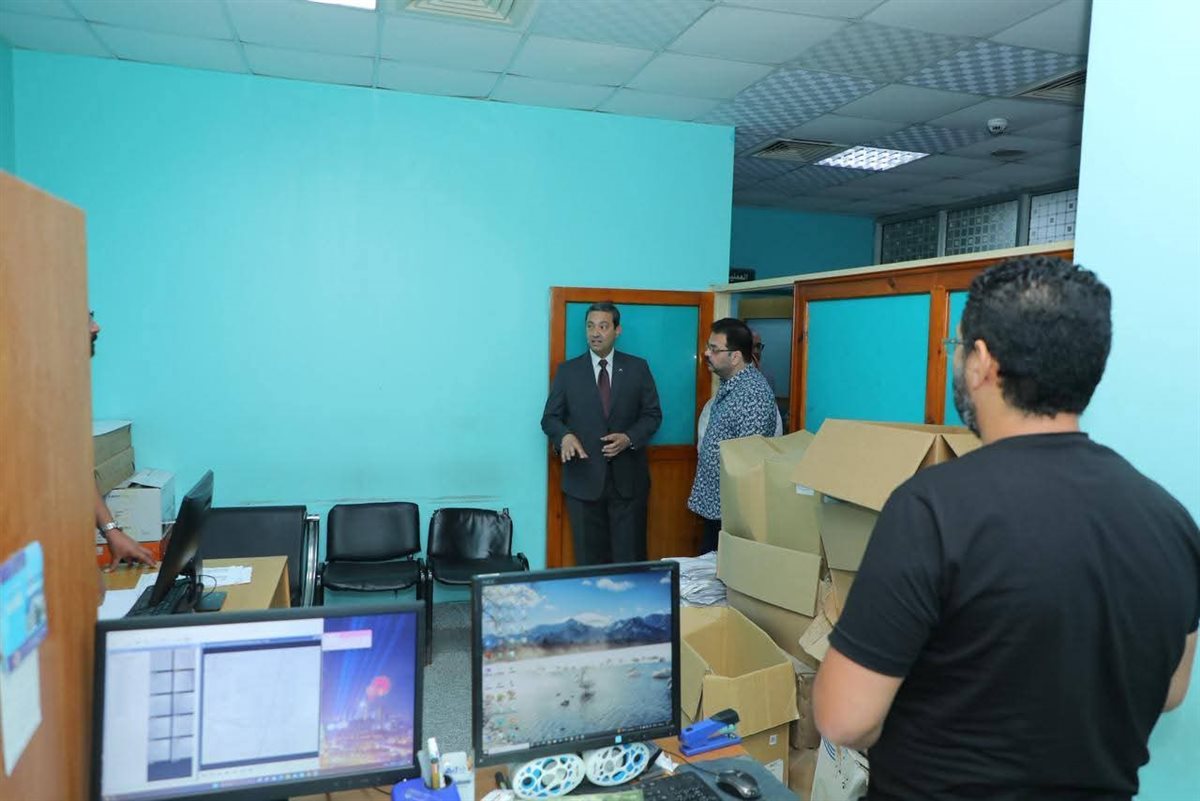 محافظ دمياط في زيارة لمركز القلب والجهاز الهضمي 