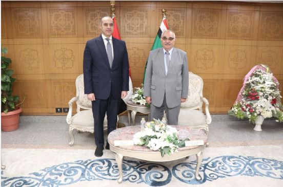 <strong>رئيس هيئة قضايا الدولة يستقب الوزير محمود فوزى</strong>