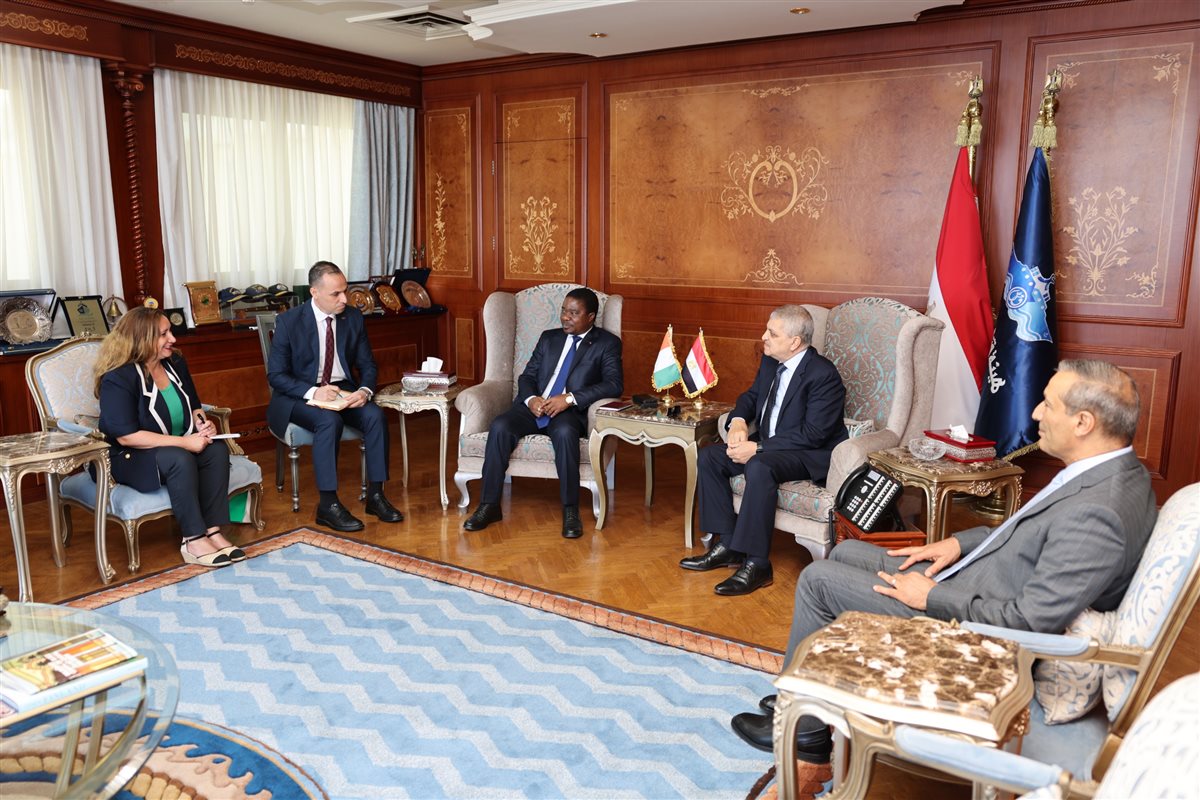 جانب من اللقاء، فيتو