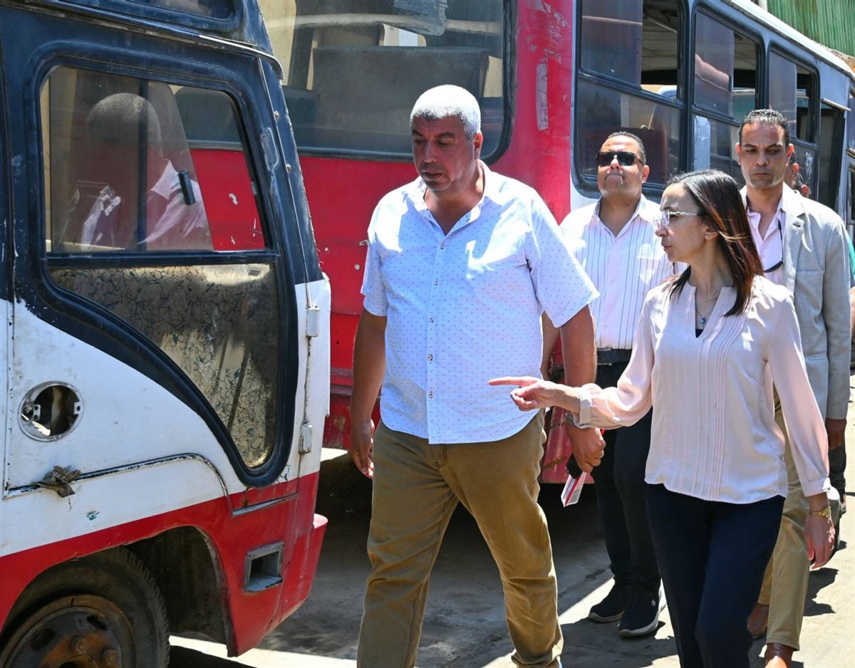 محافظ البحيرة تتابع أعمال رفع كفاءة أتوبيسات النقل الداخلي، فيتو 