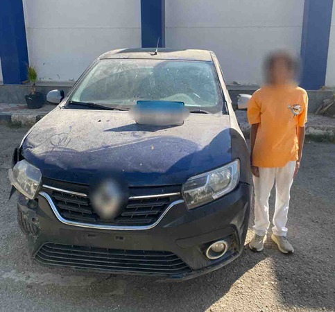 ضبط طفل يقود سيارة بدون لوحات أمامية ويعرض حياة المواطنين للخطر في بني سويف<br>