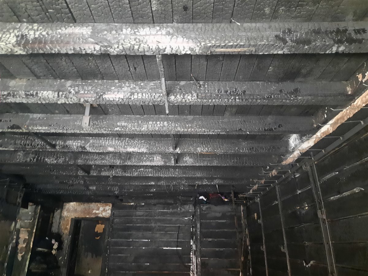 جانب من الحريق، فيتو