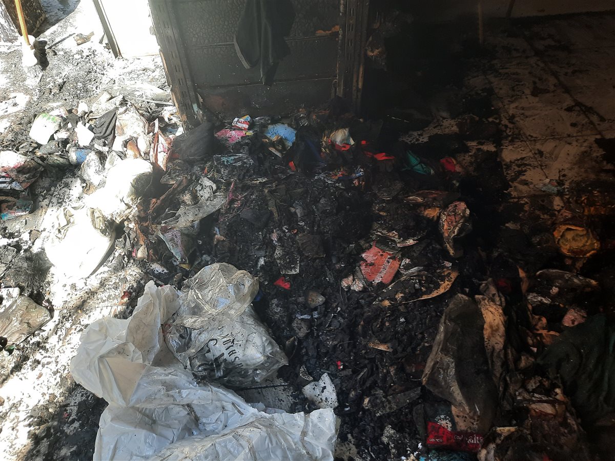 جانب من الحريق، فيتو