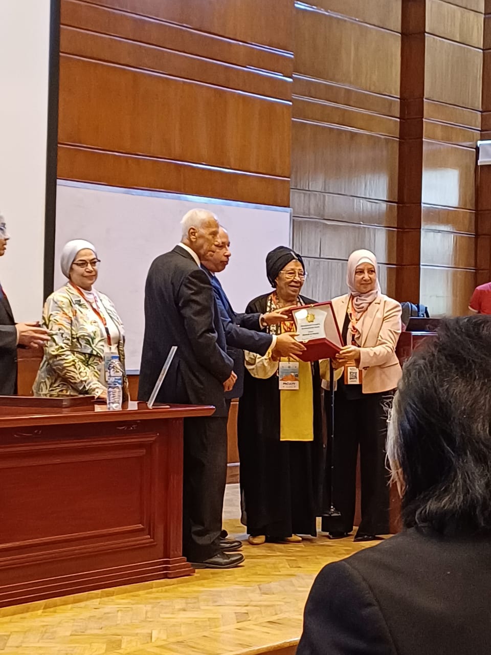 مؤتمر الطب المهني والبيئي بقصر العيني