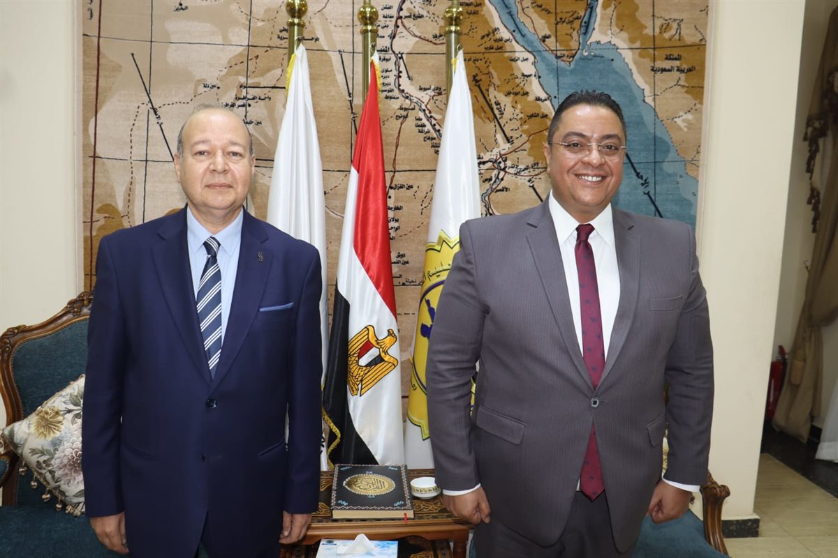 البرنامج التدريبي للمرشحين لمنصب نائب رئيس جامعة