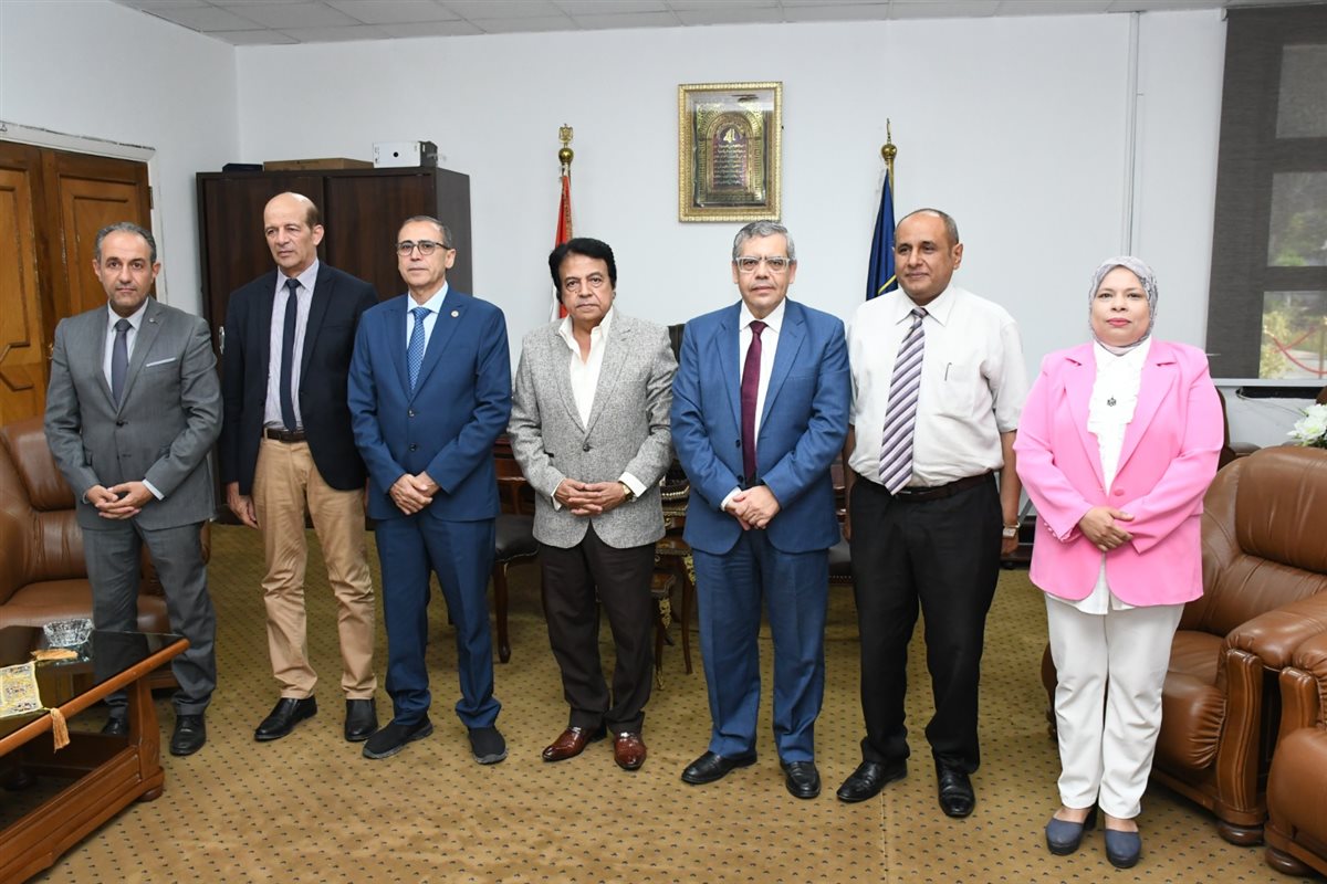 جانب من الزيارة، فيتو 