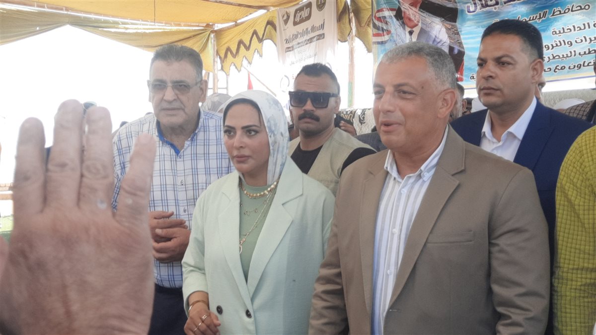 جانب من الافتتاح،فيتو