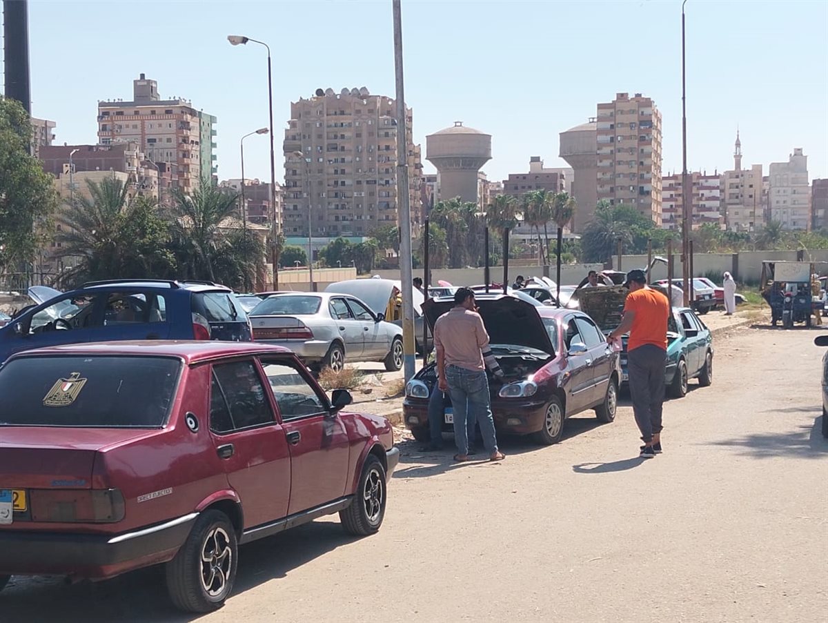 سوق السيارات بالإسماعيلية، فيتو