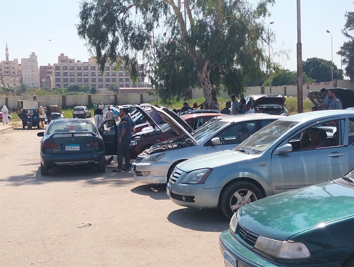 سوق السيارات بالإسماعيلية، فيتو