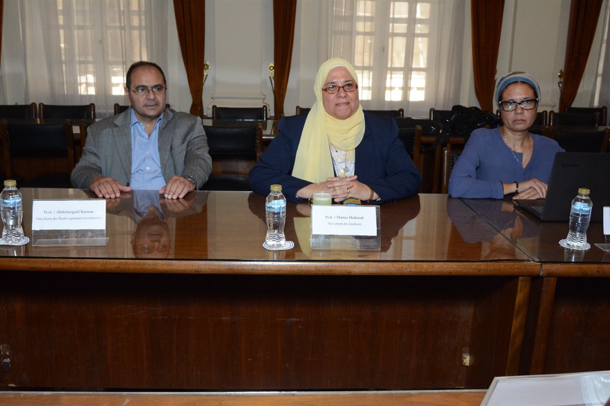 مستشار سفارة السنغال في قصر العيني