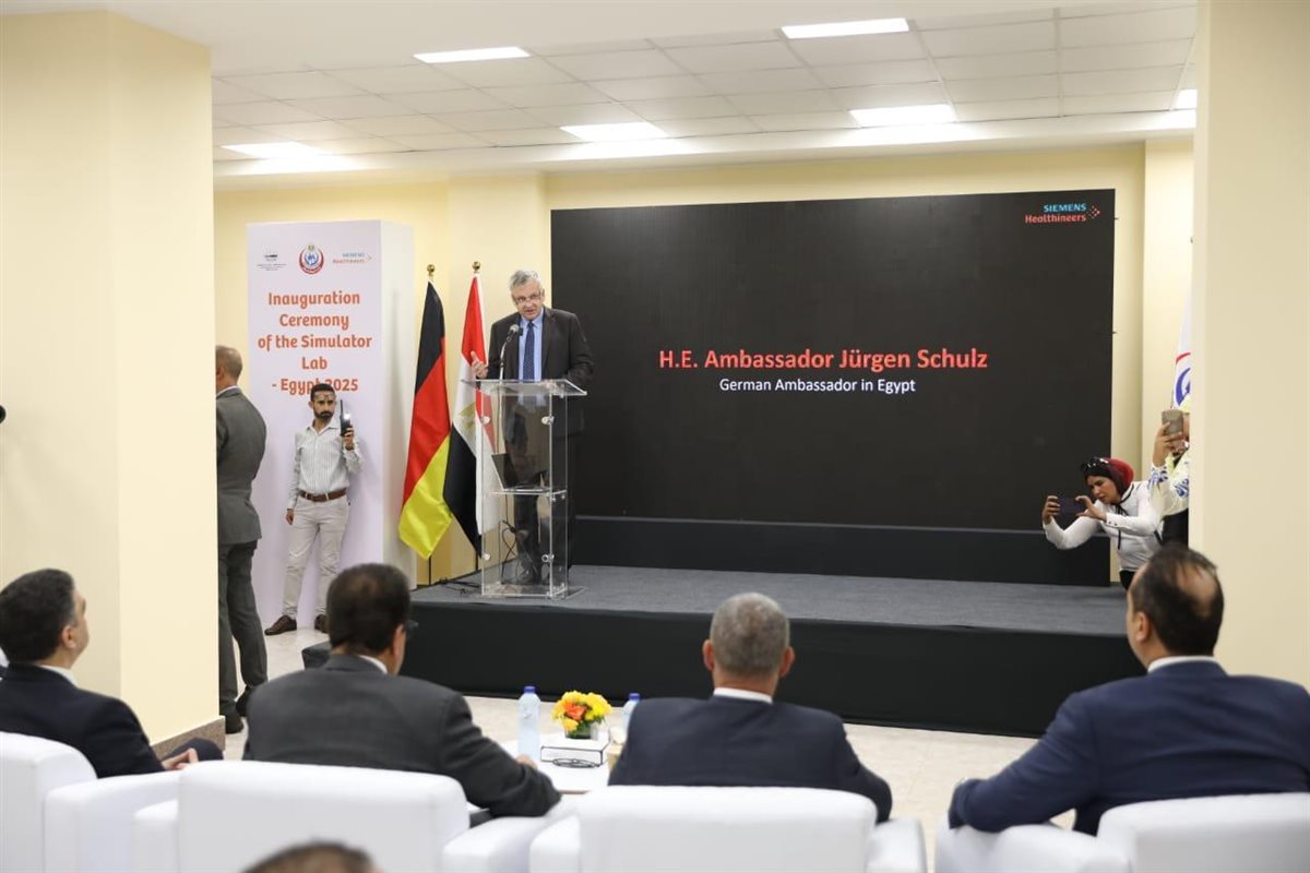 جانب من الافتتاح، فيتو