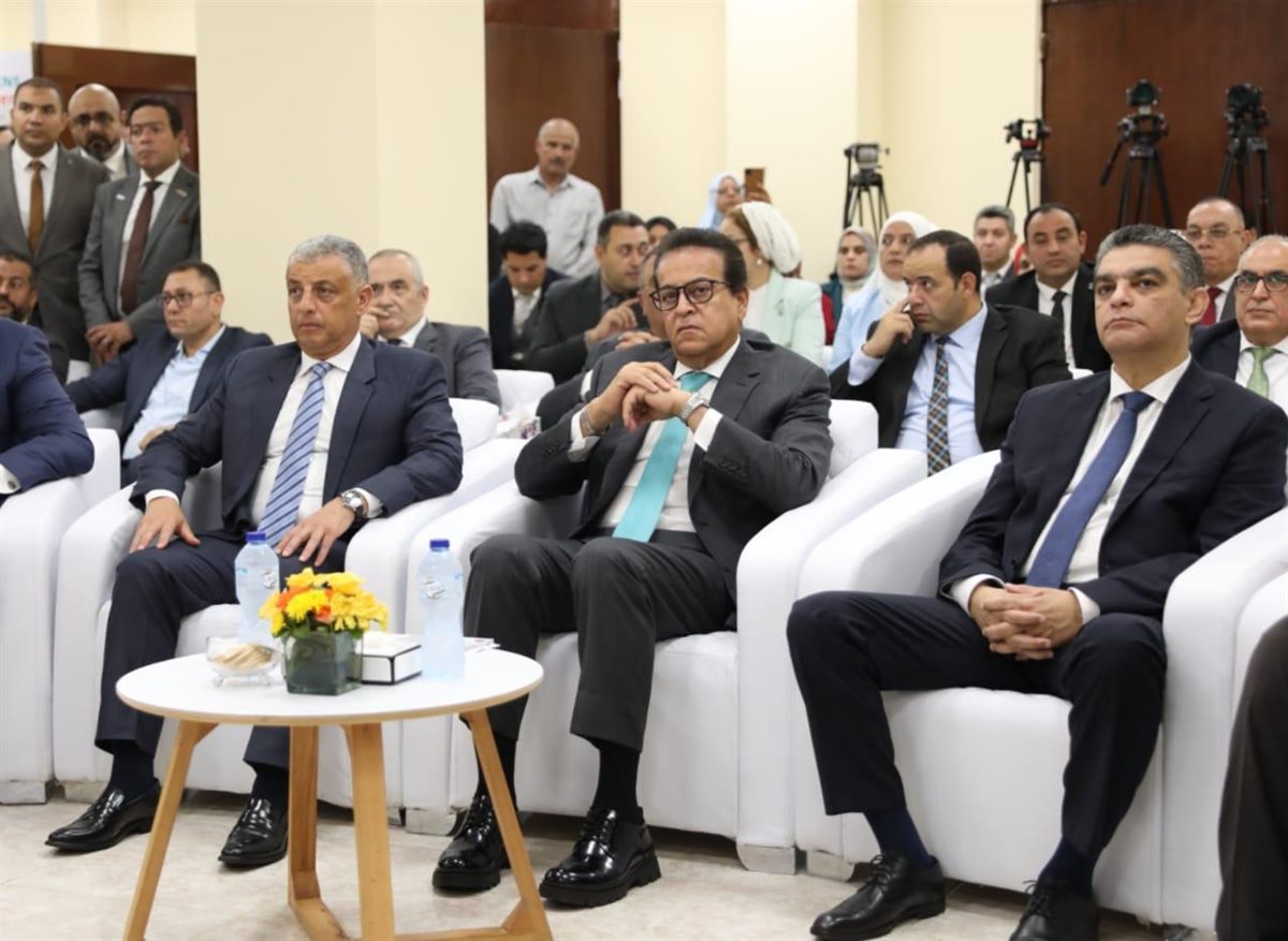 جانب من الافتتاح، فيتو