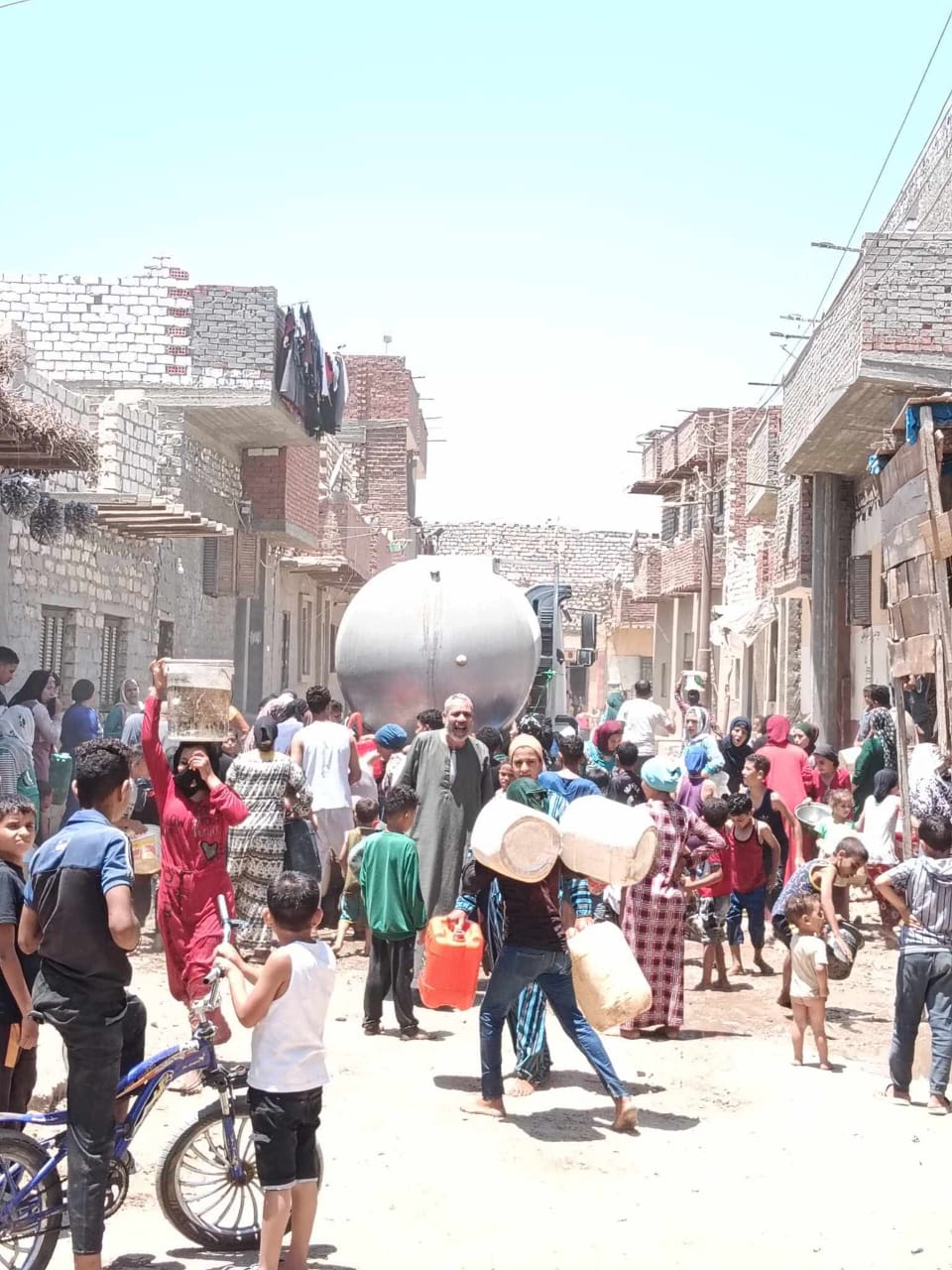 انقطاع المياه بقرية السعادنة ببني سويف