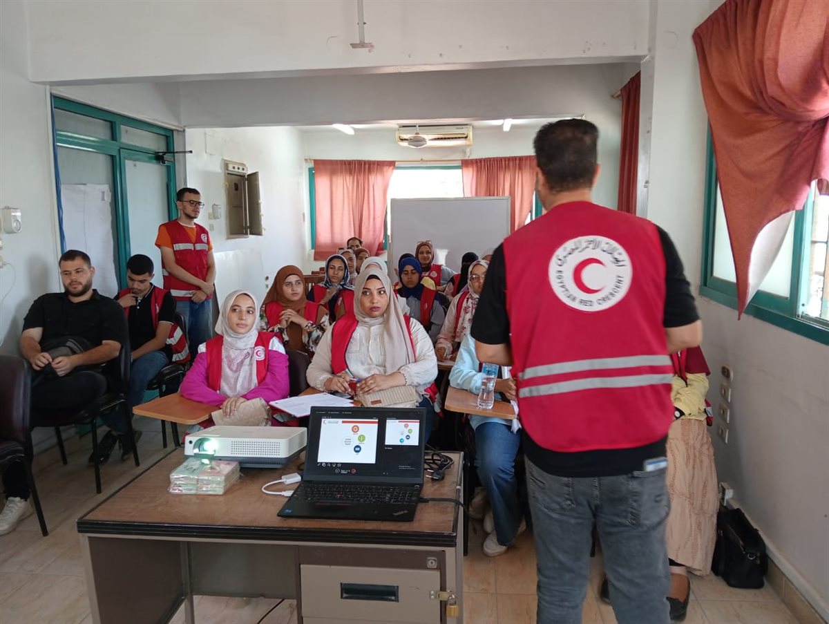 اليوم التعريفي للهلال الاحمر بالقليوبية،فيتو