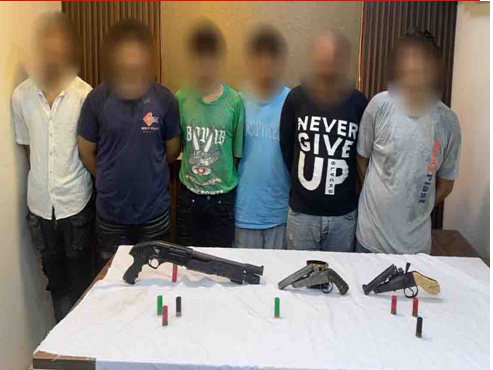 <strong>الأمن يكشف ملابسات فيديو مشاجرة مسلحة بالقليوبية وضبط المتهمين والأسلحة</strong>