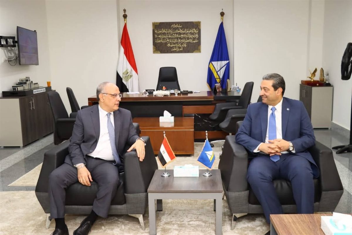 محافظ دمياط يستقبل المهندس عصام بحيري رئيس قطاع المناطق الحرة،