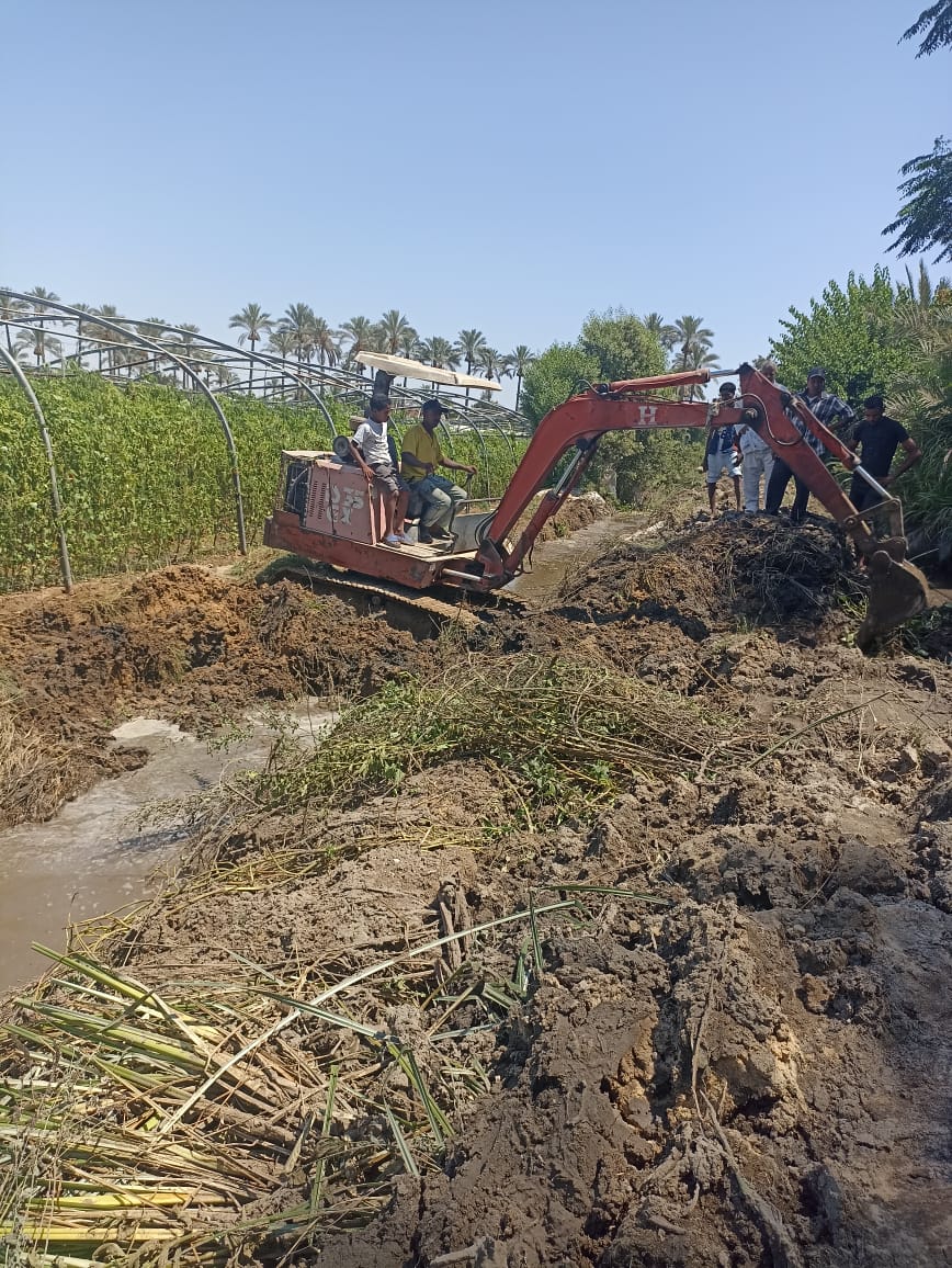 الحفار الذى استجلبه الأهالي، فيتو