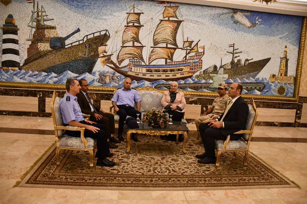 زيارة جامعة حلوان للكلية البحرية