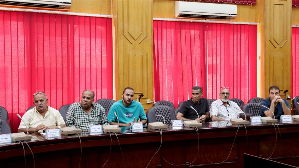 جانب من الاجتماع، فيتو