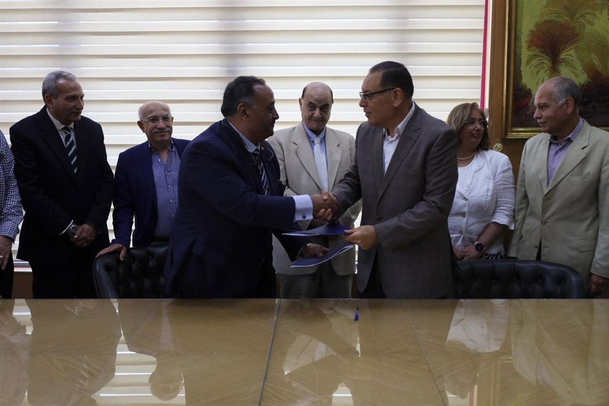 تعاون بين جامعة 6 أكتوبر وأكاديمية تراك