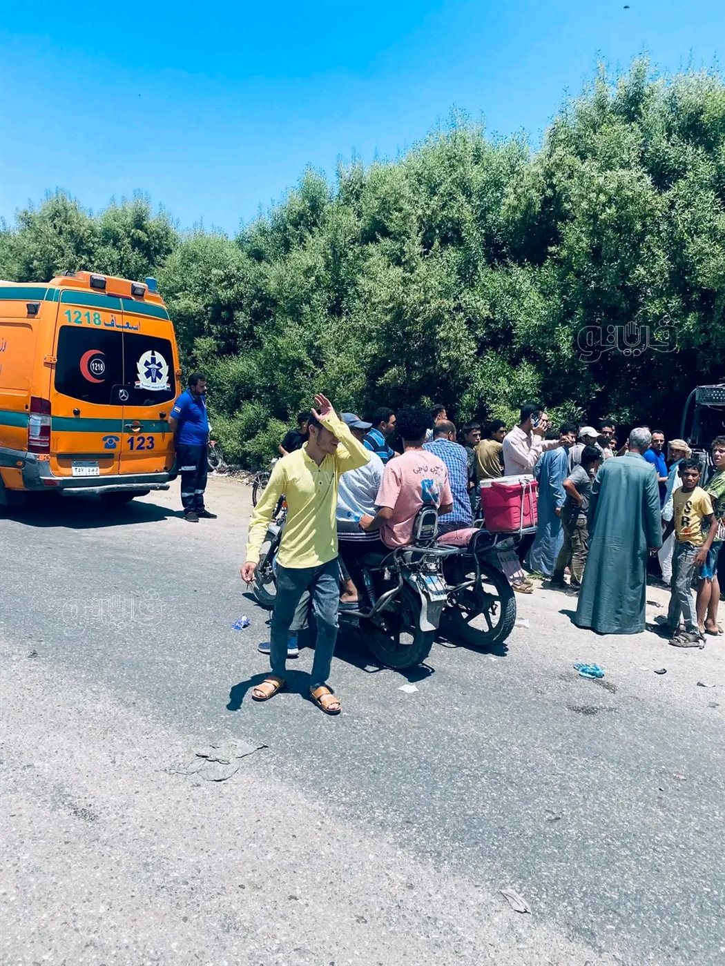 تعطل حركة المرور وإصابة سائق في انقلاب سيارة نقل ثقيل بطريق أبو حماد – الزقازيق،فيتو