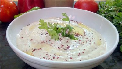 طريقة عمل سلطة الطحينة 