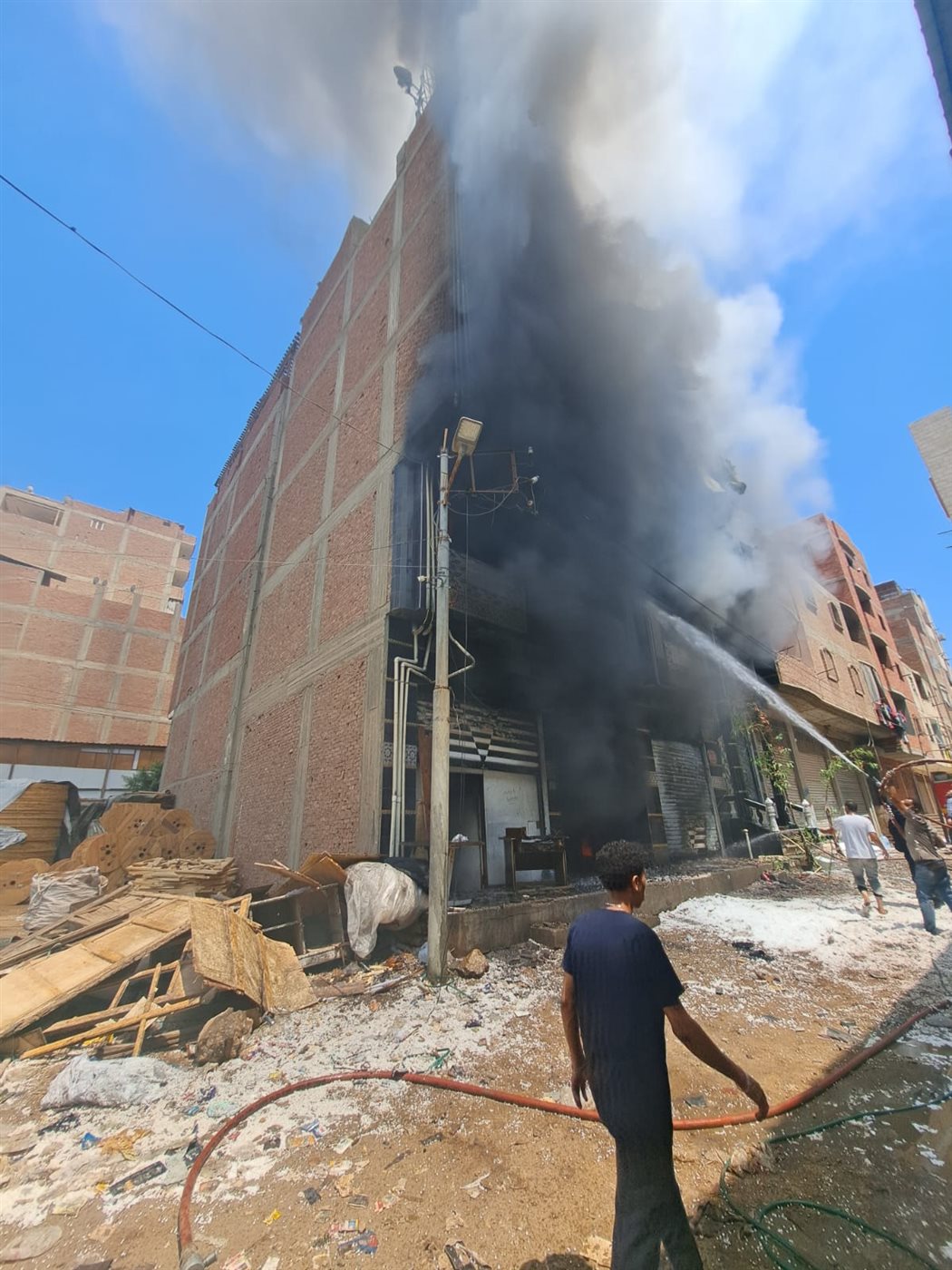 حريق مصنع فوم واطباق فل بقليوب القليوبية،فيتو 