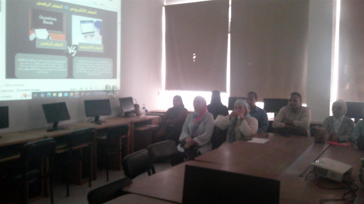 جانب من ورشة العمل، فيتو