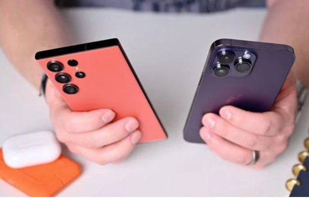 <strong>ضريبة الهاتف المحمول</strong>