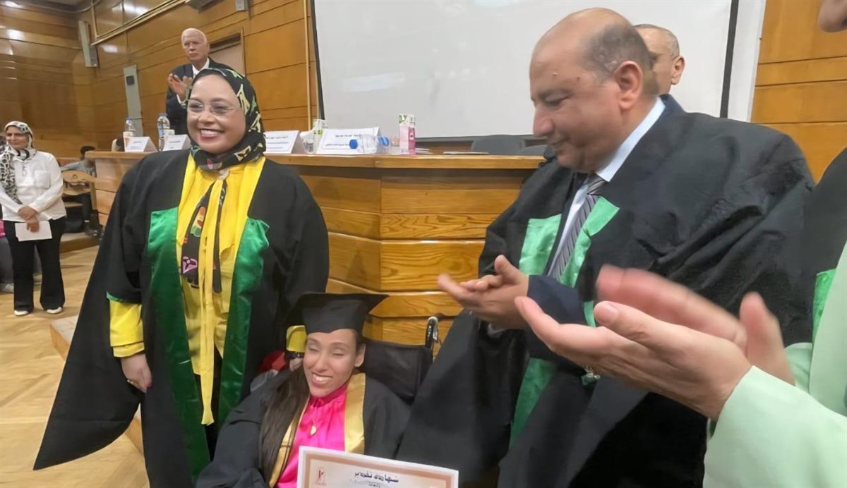 أول حفل تخرج لطلاب الدمج وذوي الهم