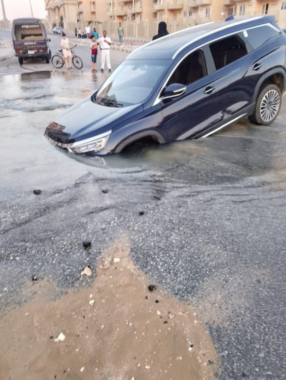 هبوط أرضي في المنيا، فيتو 