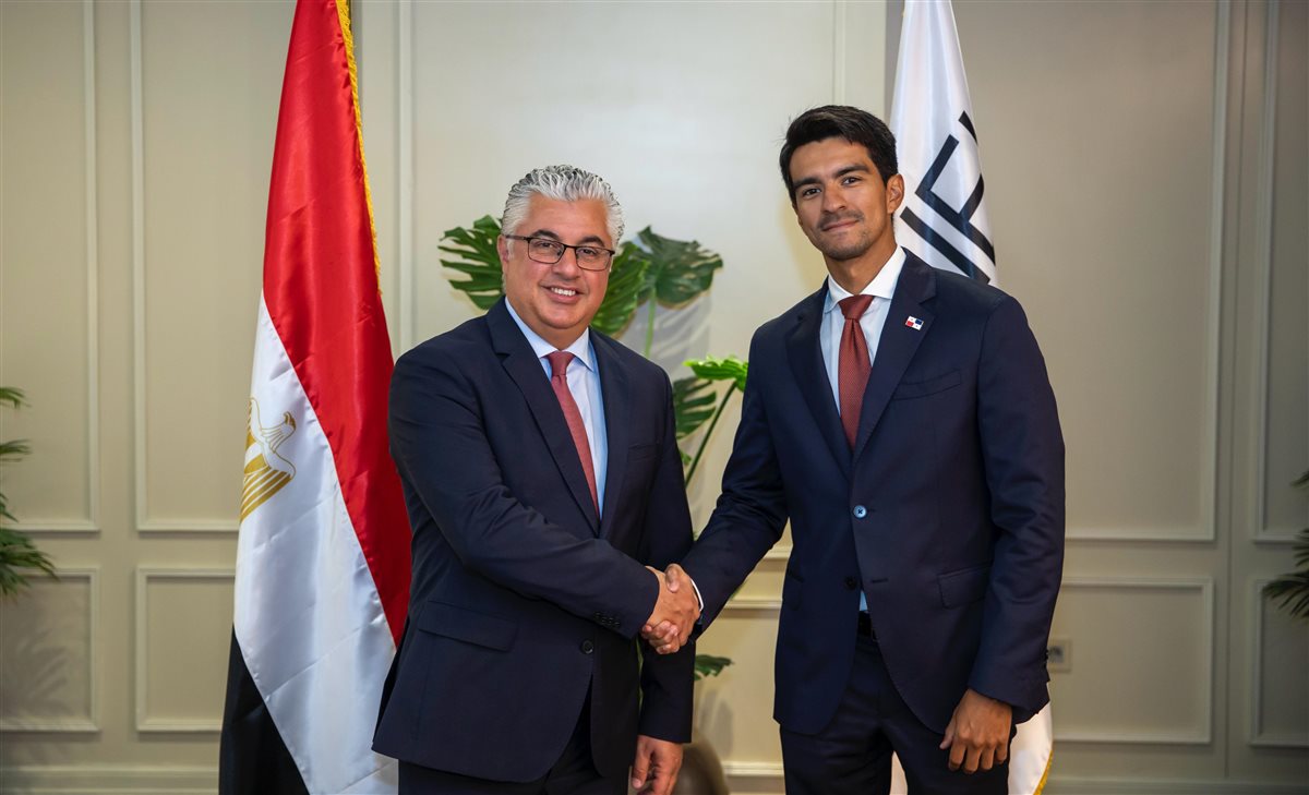 جانب من اللقاء، فيتو