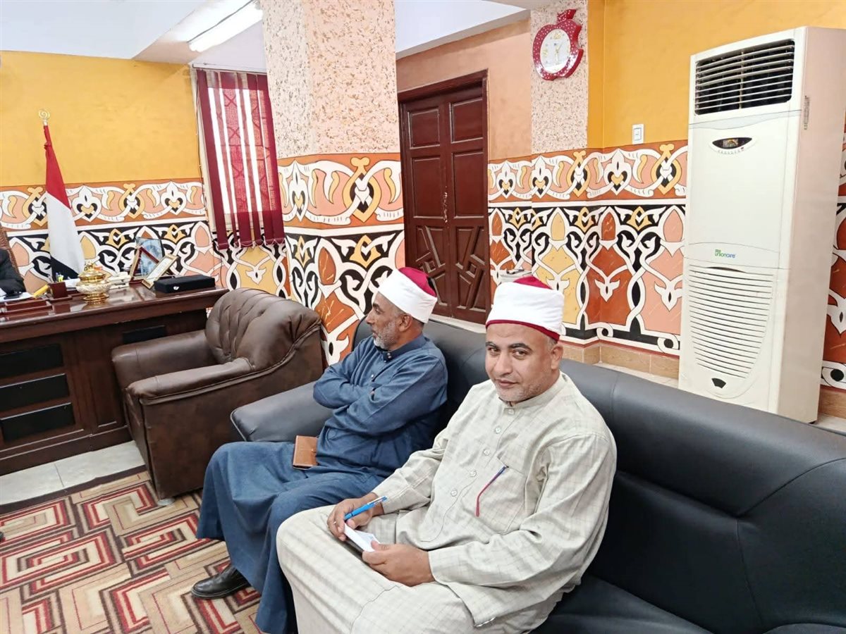 جانب من الاجتماع، فيتو