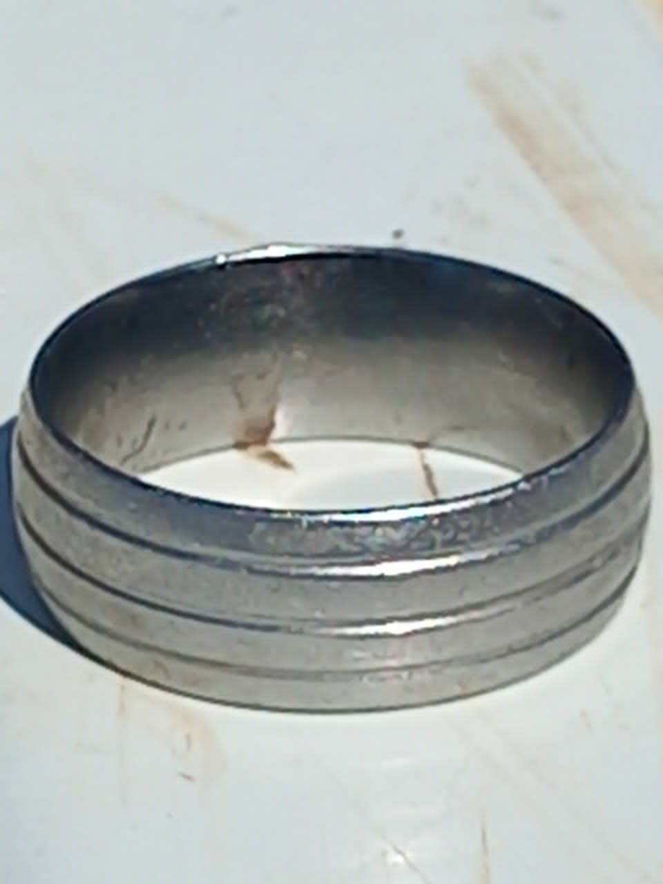 خاتم ضحية غرق، فيتو