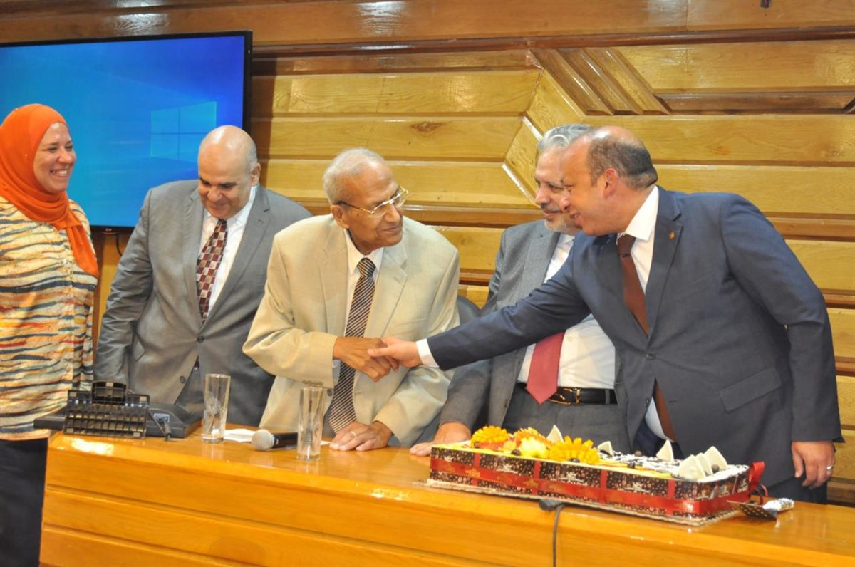 اليوم العلمي لقسم الحالات الحرجة 