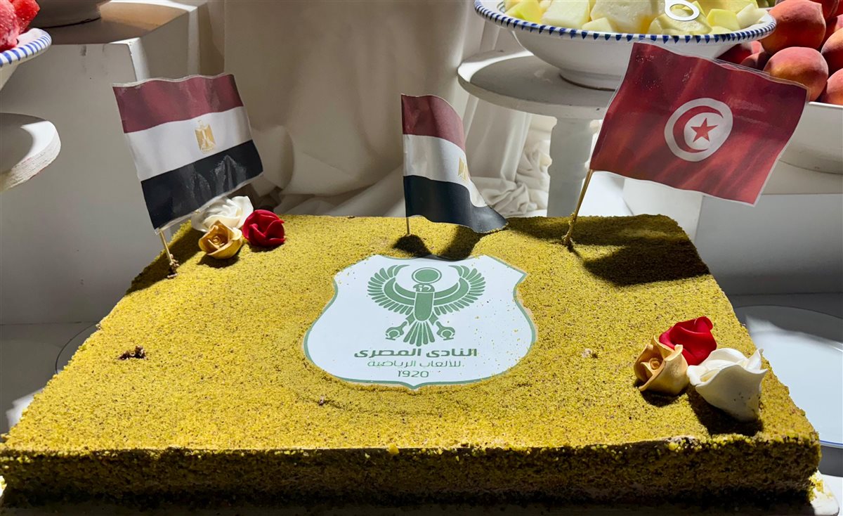 تورتة الإتذار لبعثة المصري، فيتو